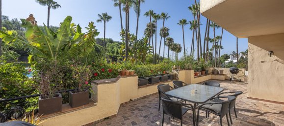 3 bedrooms Apartment in Marbella, Spain No. 184962 2