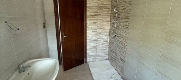 4 bedrooms Apartment in Ascoli Piceno, Italy No. 330649 8