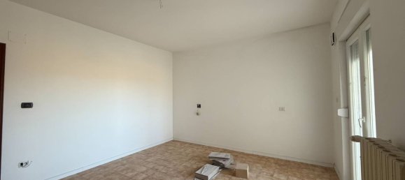 4 bedrooms Apartment in Ascoli Piceno, Italy No. 330649 6