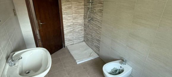 4 bedrooms Apartment in Ascoli Piceno, Italy No. 330649 9