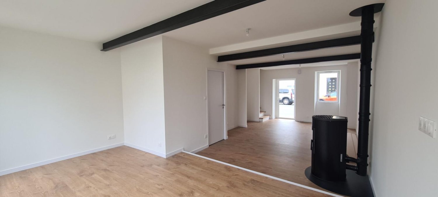 3 bedrooms House in Le Pallet, France No. 98318