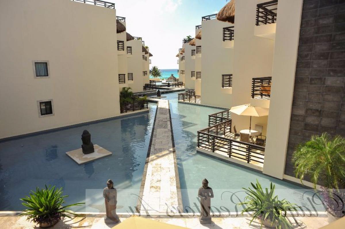 2 bedrooms Apartment in Solidaridad, Mexico No. 186344