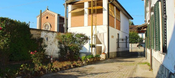 12 rooms House in Guardamiglio, Italy No. 253796 11