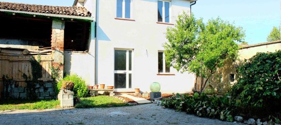 12 rooms House in Guardamiglio, Italy No. 253796 8