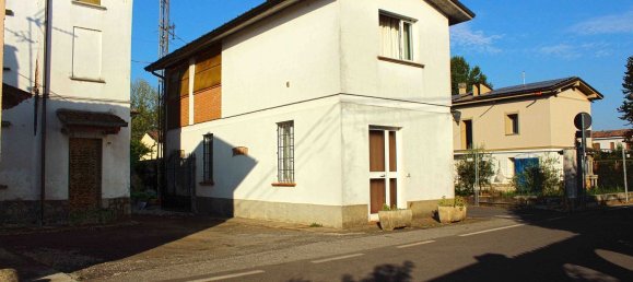 12 rooms House in Guardamiglio, Italy No. 253796 3