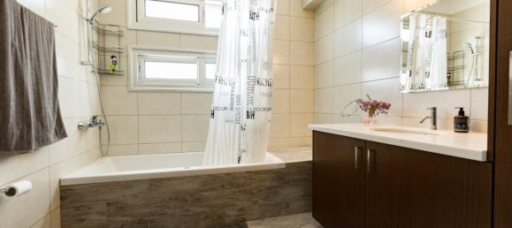 Коммерческая недвижимость с 3 спальнями в Кония, Пафос, Кипр № 9726 4