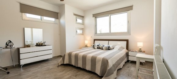 3 bedrooms House in Konia, Cyprus No. 9726 10