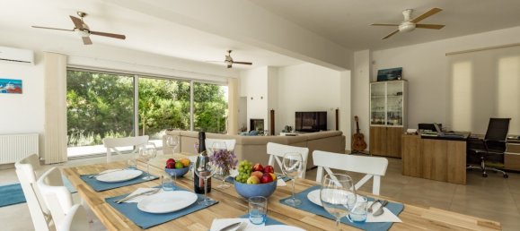 3 bedrooms House in Konia, Cyprus No. 9726 11