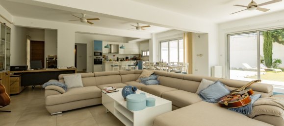 3 bedrooms House in Konia, Cyprus No. 9726 15