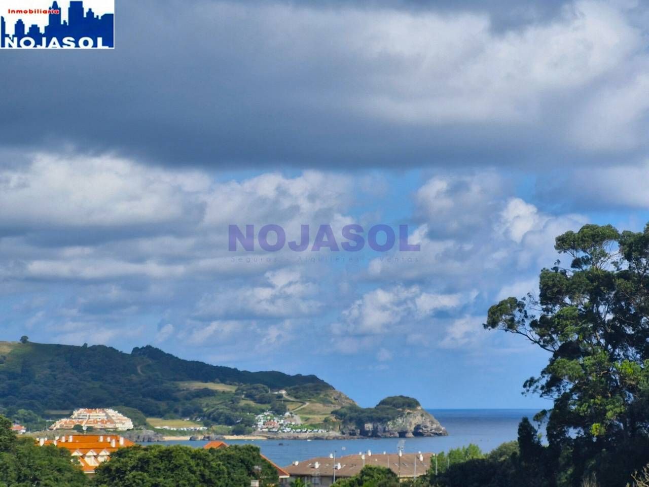 2 bedrooms Apartment in Cantabria, Spain No. 184456