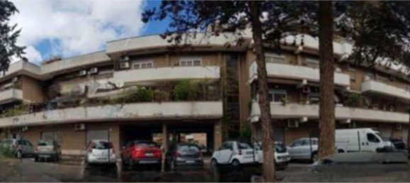 1 bedroom Apartment in Rome, Italy No. 359807 3