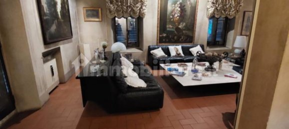 4 Schlafzimmer Villa in Florence, Italy, Nr. 197207 11