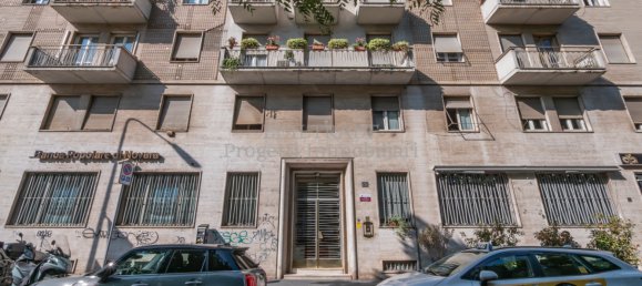 3 bedrooms Apartment in Milan, Italy No. 312360 36