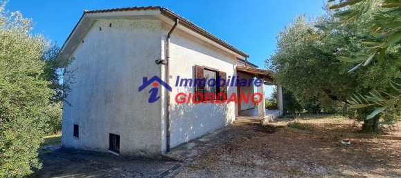 2 bedrooms House in Genzano di Roma, Italy No. 365429 3