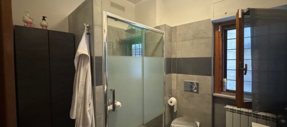 4 rooms Apartment in Rome, Italy No. 270271 16