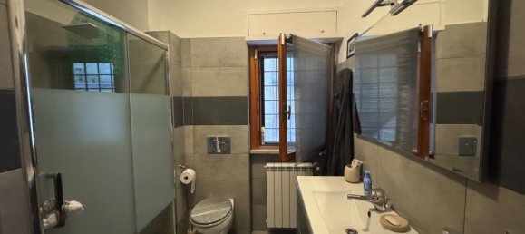 4 rooms Apartment in Rome, Italy No. 270271 15