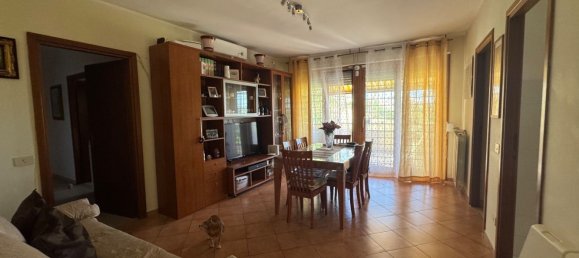 4 rooms Apartment in Rome, Italy No. 270271 11