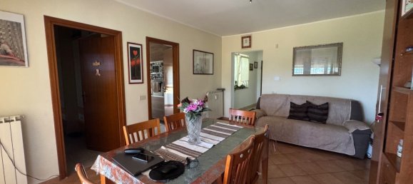 4 rooms Apartment in Rome, Italy No. 270271 10
