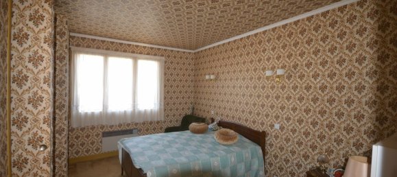 3 Schlafzimmer Haus in Boussac, France, Nr. 99571 3