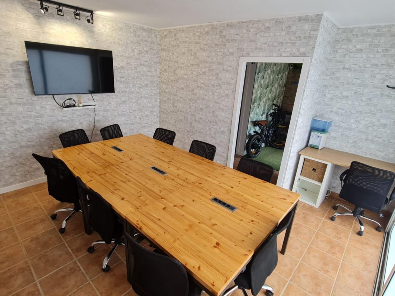 73m² Commercial property in Lloret de Mar, Spain No. 250592