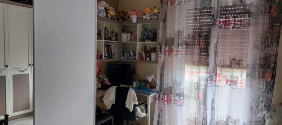 5 rooms Apartment in Carrara, Italy No. 178644 9