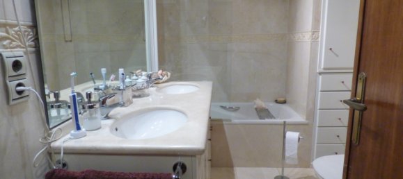 5 bedrooms Apartment in Valencia, Spain No. 9724 4