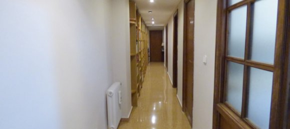 5 bedrooms Apartment in Valencia, Spain No. 9724 16