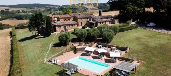 21 room House in Casole d'Elsa, Italy No. 170519 7