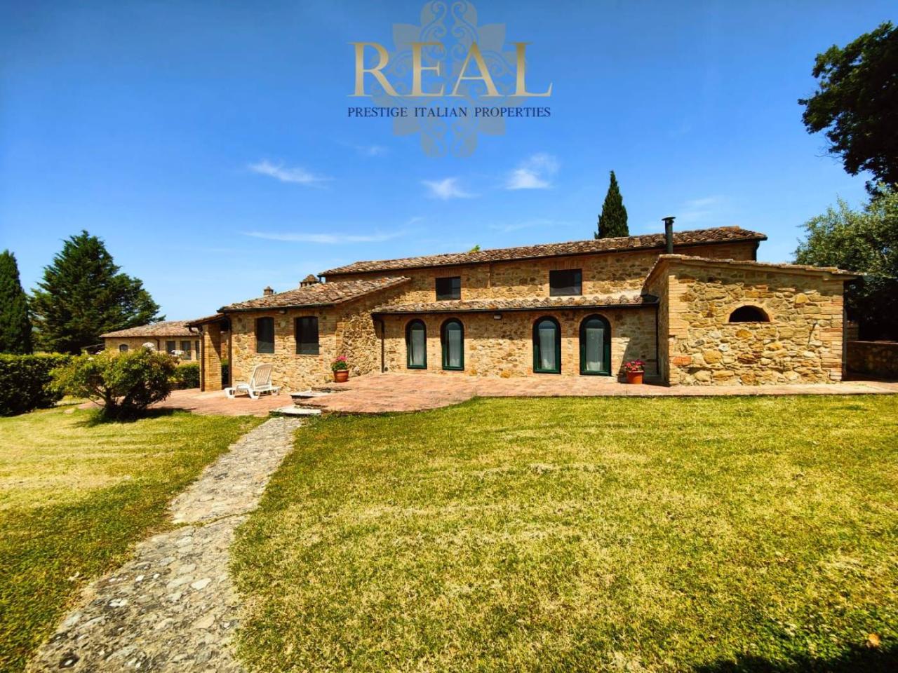 21 room House in Casole d'Elsa, Italy No. 170519