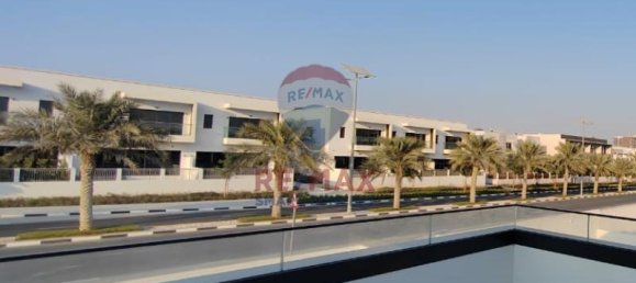 Adosado de 4 dormitorios en Al Furjan, UAE No. 95363 8