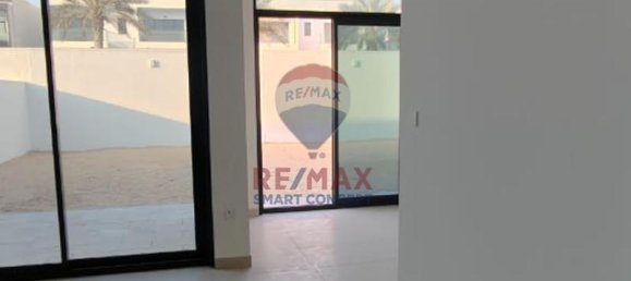 Adosado de 4 dormitorios en Al Furjan, UAE No. 95363 10