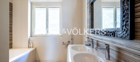 4 bedrooms Apartment in Campi Bisenzio, Italy No. 297677 40