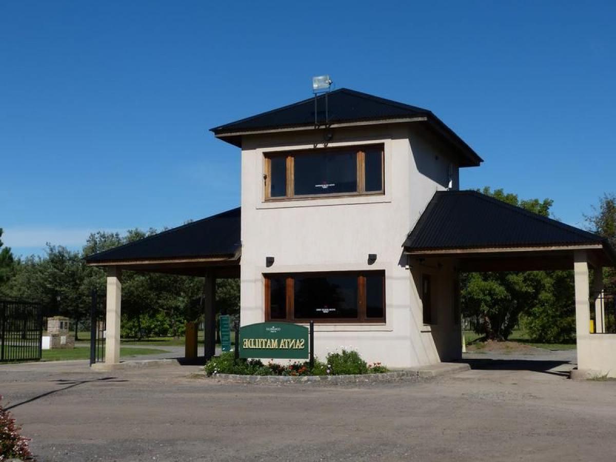  Land in Buenos Aires, Argentina No. 120894