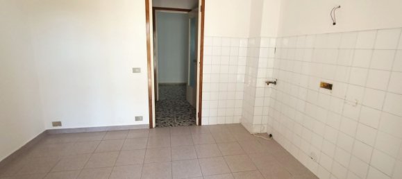4 bedrooms Apartment in Udine, Italy No. 327407 10