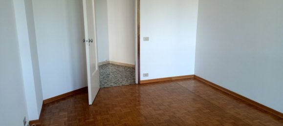 4 bedrooms Apartment in Udine, Italy No. 327407 14
