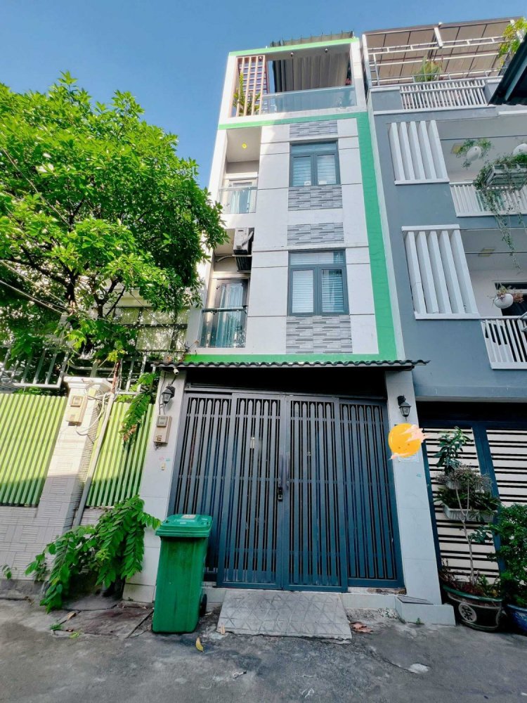 68m² Townhouse in District 7, Vietnam No. 19240