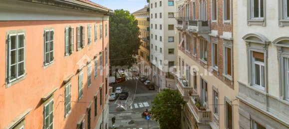 3 bedrooms Apartment in Trieste, Italy No. 38479 28