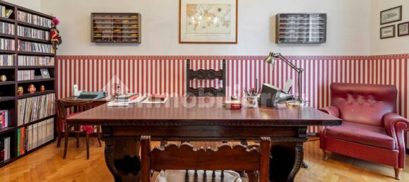 3 bedrooms Apartment in Trieste, Italy No. 38479 4