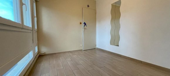 3 bedrooms Apartment in Saint-Max, France No. 67510 4
