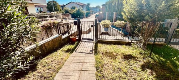 2 bedrooms Villa in Fornovo San Giovanni, Italy No. 359984 6