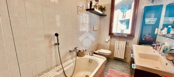 2 bedrooms Villa in Fornovo San Giovanni, Italy No. 359984 21