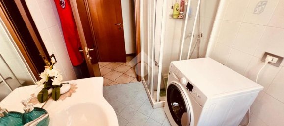 2 bedrooms Villa in Fornovo San Giovanni, Italy No. 359984 16