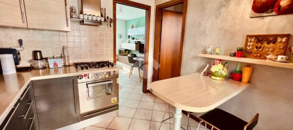 2 bedrooms Villa in Fornovo San Giovanni, Italy No. 359984 14