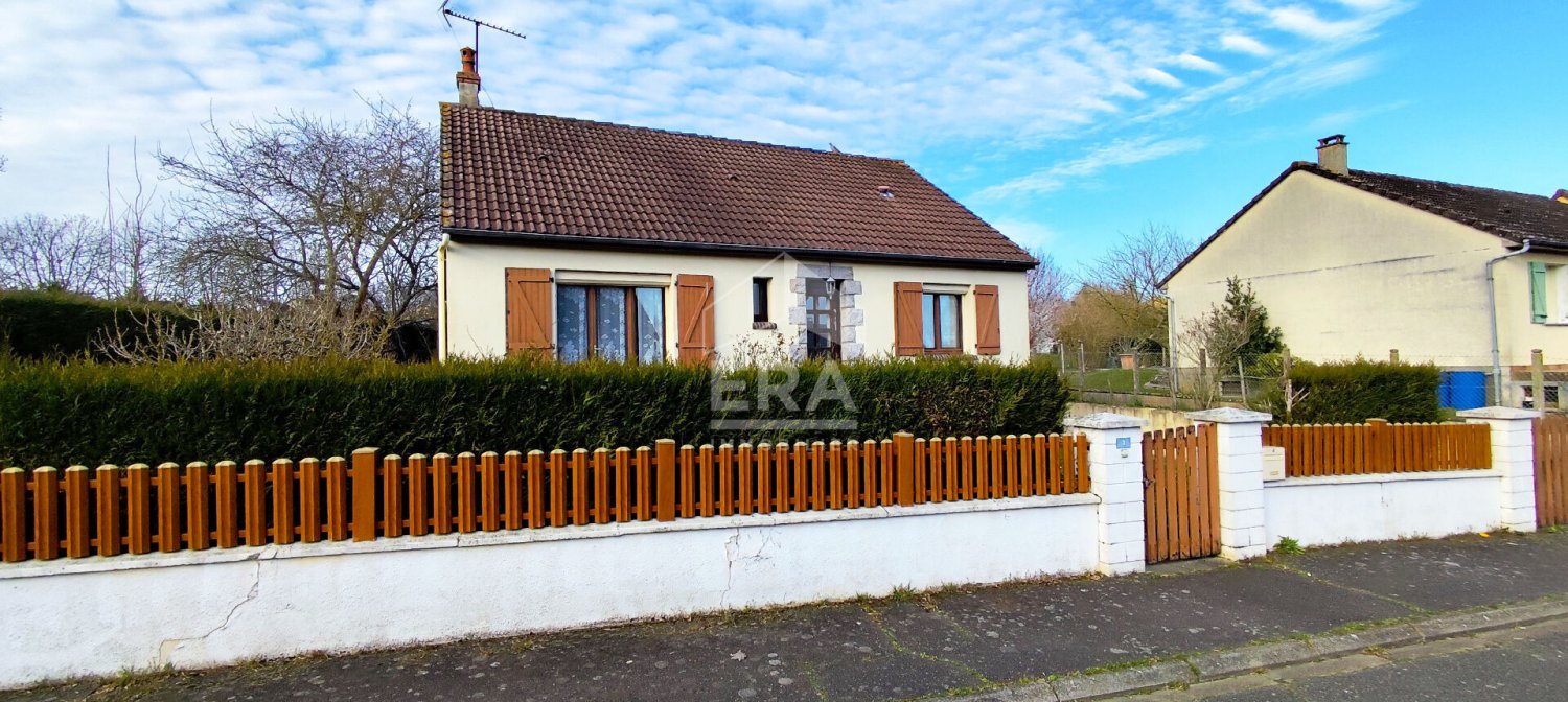 2 bedrooms House in Nogent-le-Rotrou, France No. 65604