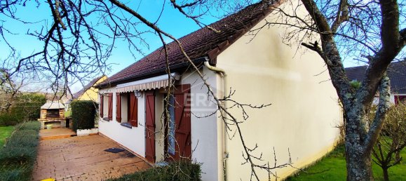 2 bedrooms House in Nogent-le-Rotrou, France No. 65604 4