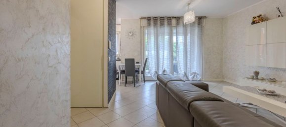 Apartamento de 3 divisões em Paderno Dugnano, Italy N.º 339076 9