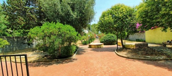 5 rooms House in Quartu Sant'Elena, Italy No. 276038 4