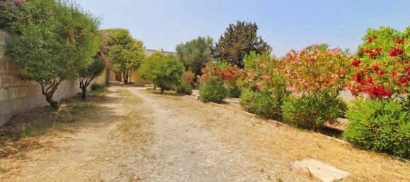 5 rooms House in Quartu Sant'Elena, Italy No. 276038 8