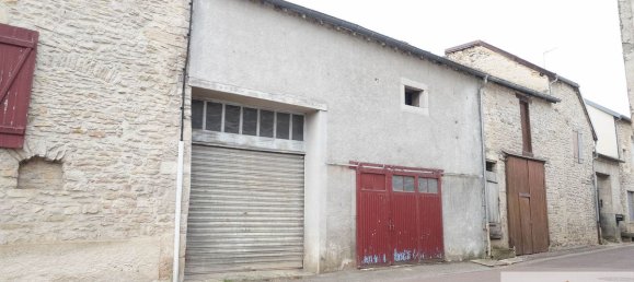 3 bedrooms House in Haute-Marne, France No. 68914 3