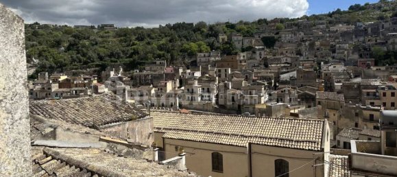 4 bedrooms Villa in Modica, Italy No. 154497 11